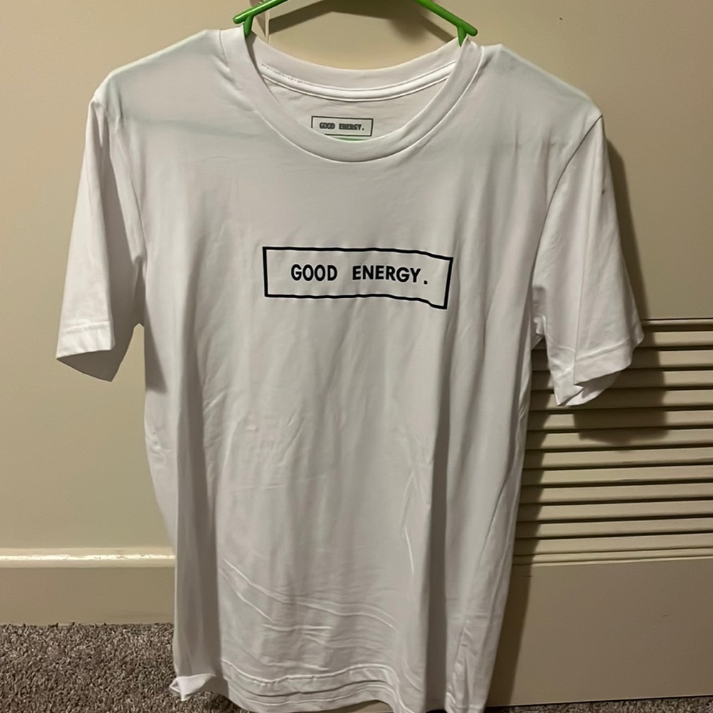 Good energy medium tshirt
